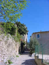 Rue du Portail, � Signes
